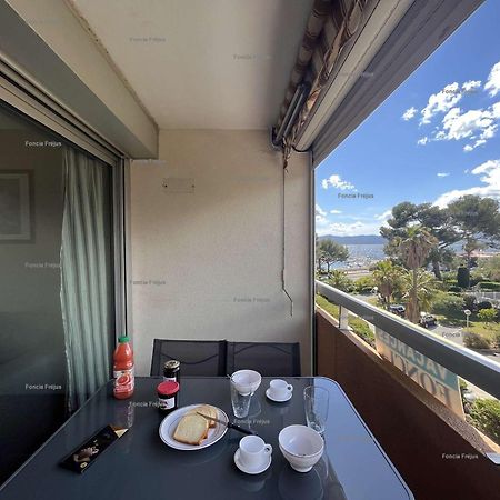 Studio Cabine A St-Raphael Avec Terrasse Et Parking, A 100M De La Plage - Fr-1-226A-23 Saint-Raphael  Bagian luar foto