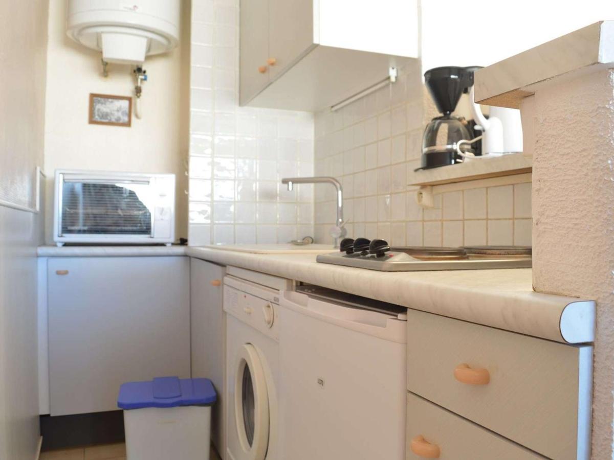 Studio Cabine A St-Raphael Avec Terrasse Et Parking, A 100M De La Plage - Fr-1-226A-23 Saint-Raphael  Bagian luar foto